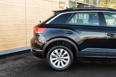 Volkswagen T-Roc SE TSI 7