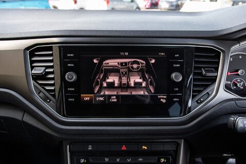 Volkswagen T-Roc SE TSI 31