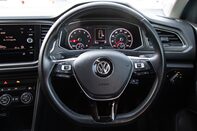 Volkswagen T-Roc SE TSI 21