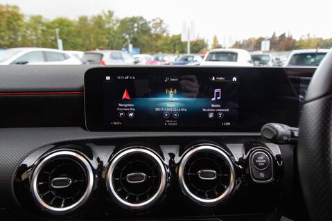 Mercedes-Benz A Class A 200 AMG LINE EXECUTIVE 23