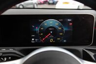 Mercedes-Benz A Class A 200 AMG LINE EXECUTIVE 16