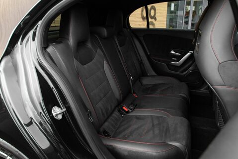 Mercedes-Benz A Class A 200 AMG LINE EXECUTIVE 35