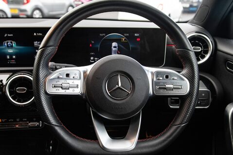 Mercedes-Benz A Class A 200 AMG LINE EXECUTIVE 21