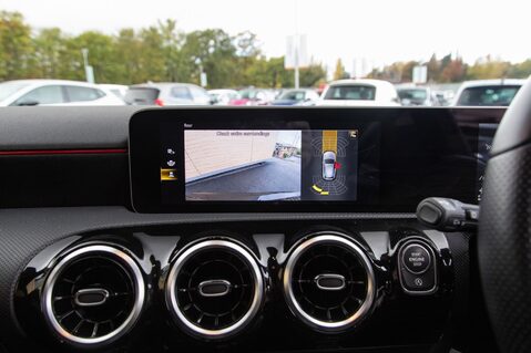 Mercedes-Benz A Class A 200 AMG LINE EXECUTIVE 22