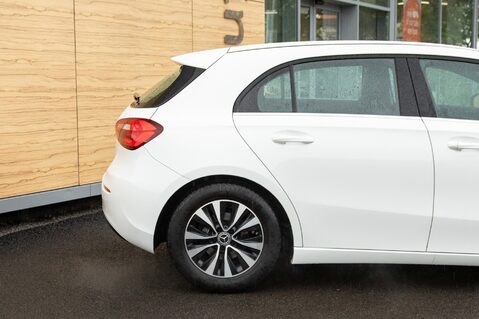 Mercedes-Benz A Class A 180 SE 7