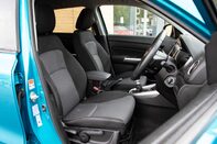 Suzuki Vitara SZ-T BOOSTERJET MHEV 29