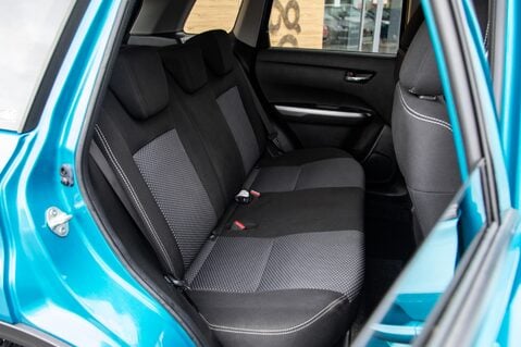 Suzuki Vitara SZ-T BOOSTERJET MHEV 32