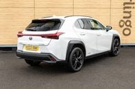 Lexus Ux 250H 2