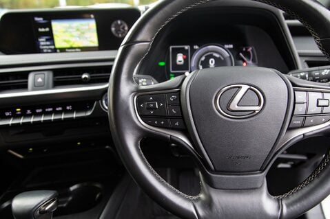 Lexus Ux 250H 19