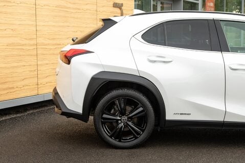 Lexus Ux 250H 7