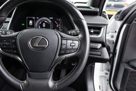 Lexus Ux 250H 20