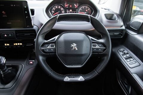 Peugeot Rifter PURETECH S/S GT LINE 21
