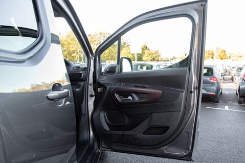 Peugeot Rifter PURETECH S/S GT LINE 14