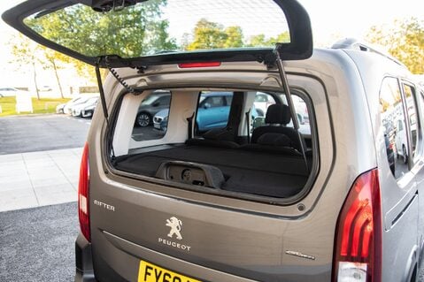 Peugeot Rifter PURETECH S/S GT LINE 38