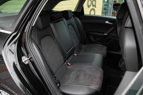 SEAT Leon XCELLENCE DSG 33