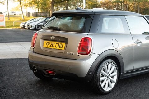 Mini Hatch COOPER CLASSIC 8