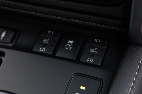 Toyota Auris VVT-I EXCEL TOURING SPORTS TSS 33