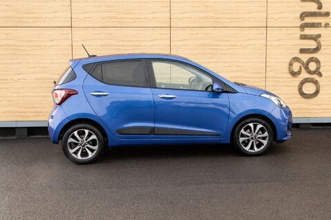 Hyundai i10 PREMIUM SE 12