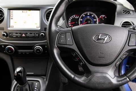 Hyundai i10 PREMIUM SE 19