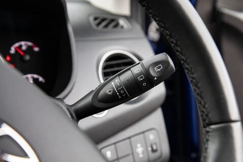 Hyundai i10 PREMIUM SE 18