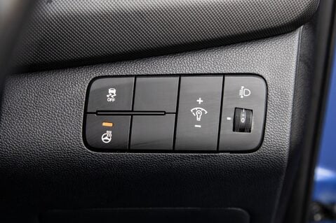 Hyundai i10 PREMIUM SE 16