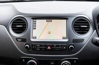 Hyundai i10 PREMIUM SE 26