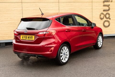 Ford Fiesta TITANIUM 2