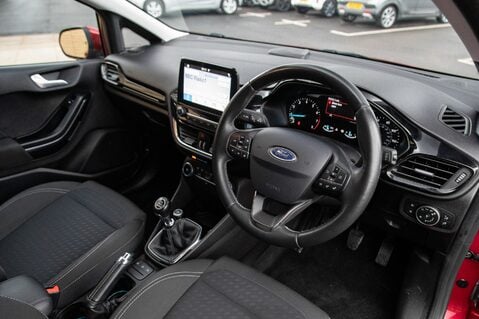 Ford Fiesta TITANIUM 4