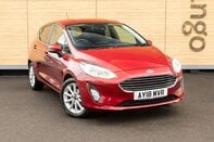 Ford Fiesta TITANIUM 1