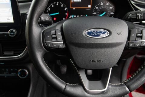 Ford Fiesta TITANIUM 19