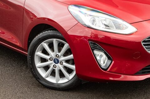 Ford Fiesta TITANIUM 10