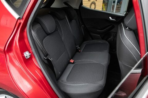 Ford Fiesta TITANIUM 31