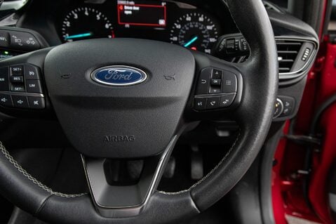 Ford Fiesta TITANIUM 20