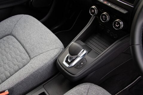 Renault Zoe I ICONIC 31