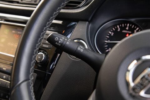 Nissan Qashqai DIG-T N-TEC DCT 17