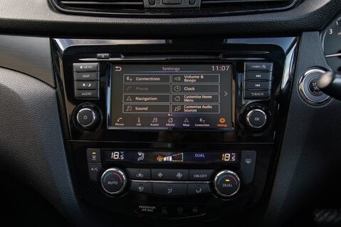 Nissan Qashqai DIG-T N-TEC DCT 28