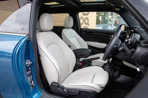 Mini Hatch COOPER S EXCLUSIVE 32