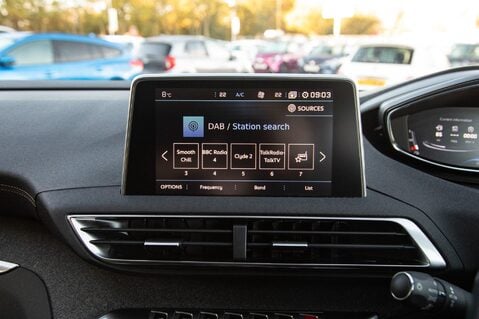 Peugeot 3008 PURETECH S/S GT LINE PREMIUM 22