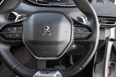 Peugeot 3008 PURETECH S/S GT LINE PREMIUM 20