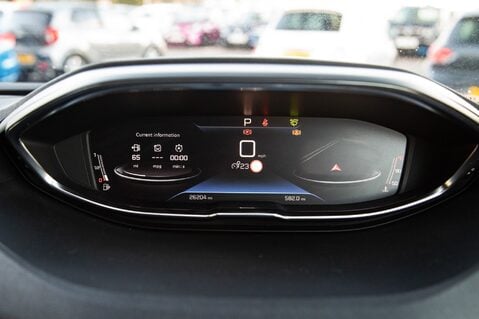 Peugeot 3008 PURETECH S/S GT LINE PREMIUM 15
