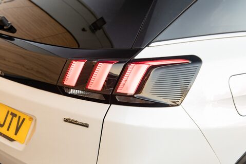 Peugeot 3008 PURETECH S/S GT LINE PREMIUM 9