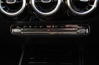 Mercedes-Benz GLA Class GLA 200 AMG LINE EXECUTIVE 34
