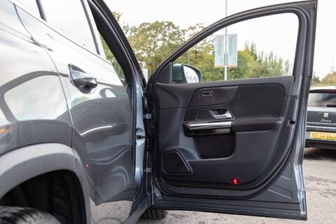 Mercedes-Benz GLA Class GLA 200 AMG LINE EXECUTIVE 14