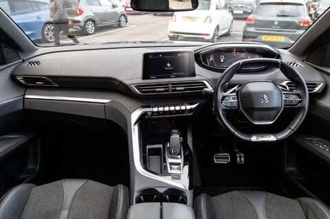 Peugeot 3008 PURETECH S/S GT LINE PREMIUM 3
