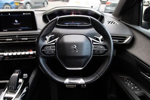 Peugeot 3008 PURETECH S/S GT LINE PREMIUM 21