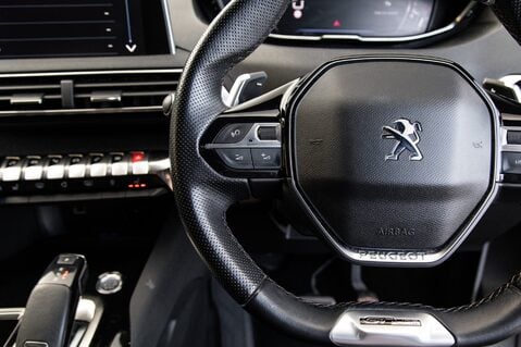 Peugeot 3008 PURETECH S/S GT LINE PREMIUM 19