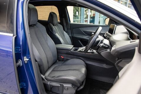 Peugeot 3008 PURETECH S/S GT LINE PREMIUM 30