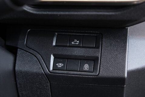 Peugeot 3008 PURETECH S/S GT LINE PREMIUM 16