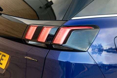 Peugeot 3008 PURETECH S/S GT LINE PREMIUM 9