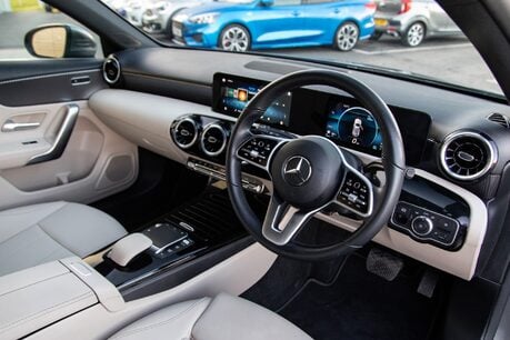 Mercedes-Benz A Class A 180 SPORT EXECUTIVE EDITION